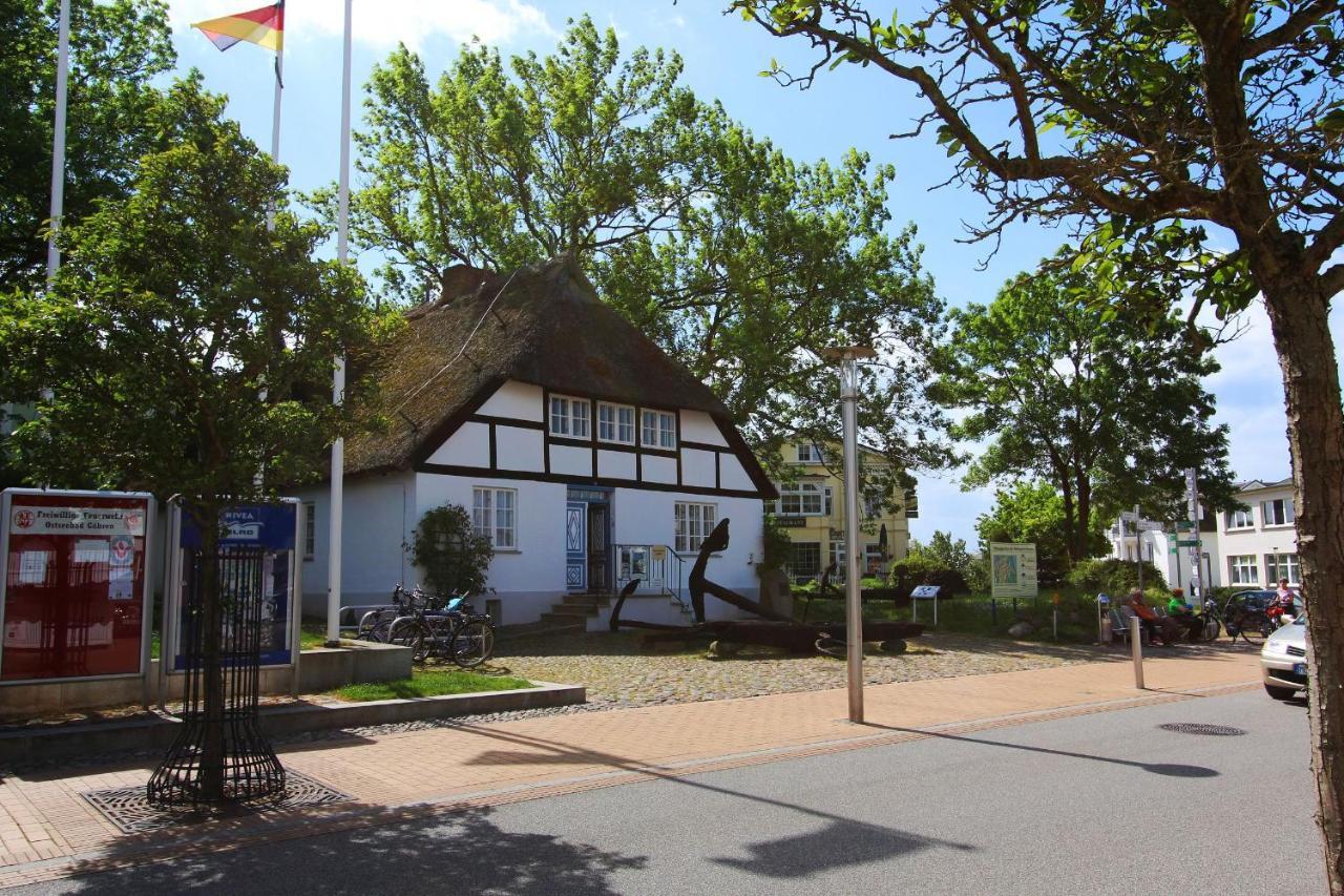 Villa Antje FeWo Nr 04 inkl Sauna- u Schwimmbadnutzung im AHOI-Sellin Goehren  Exterior foto