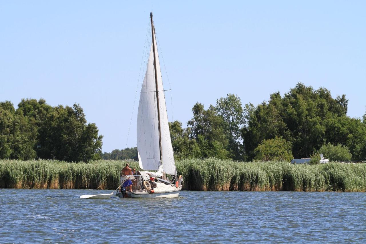 Villa Antje FeWo Nr 04 inkl Sauna- u Schwimmbadnutzung im AHOI-Sellin Goehren  Exterior foto